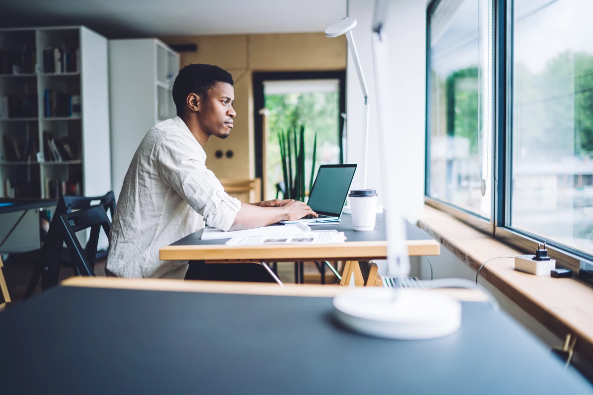 L'apprentissage en ligne révolutionne la formation en entreprise : les tendances incontournables de 2024
