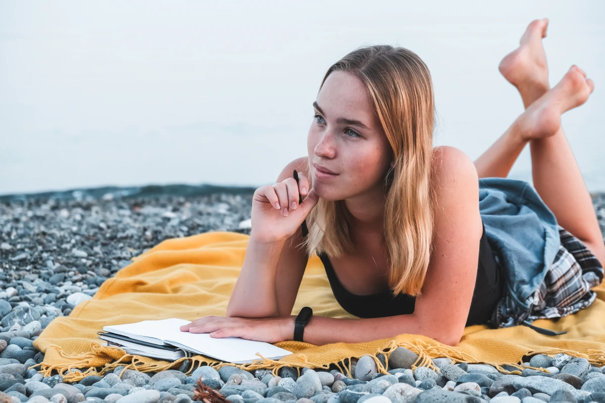 Recruter à l'ère du travail hybride : Naviguer dans les eaux troubles du nouveau monde professionnel